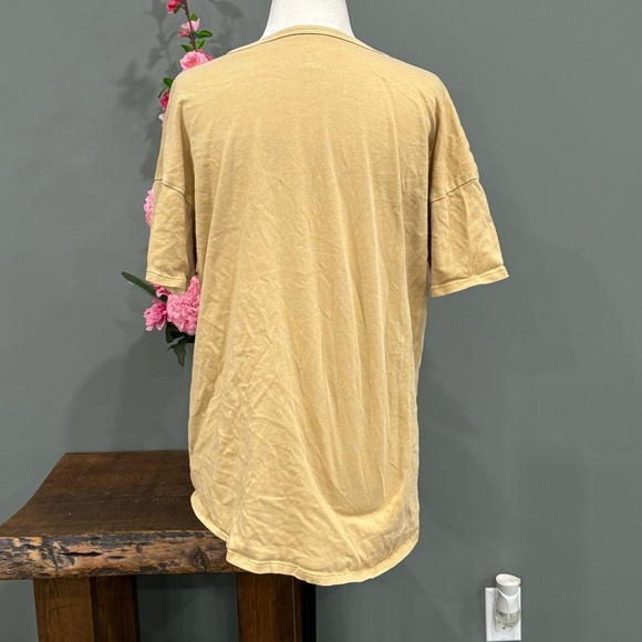 Offline by Aerie “Sunshine O’Clock” 100% Cotton T-Shirt - Picture 3 of 11